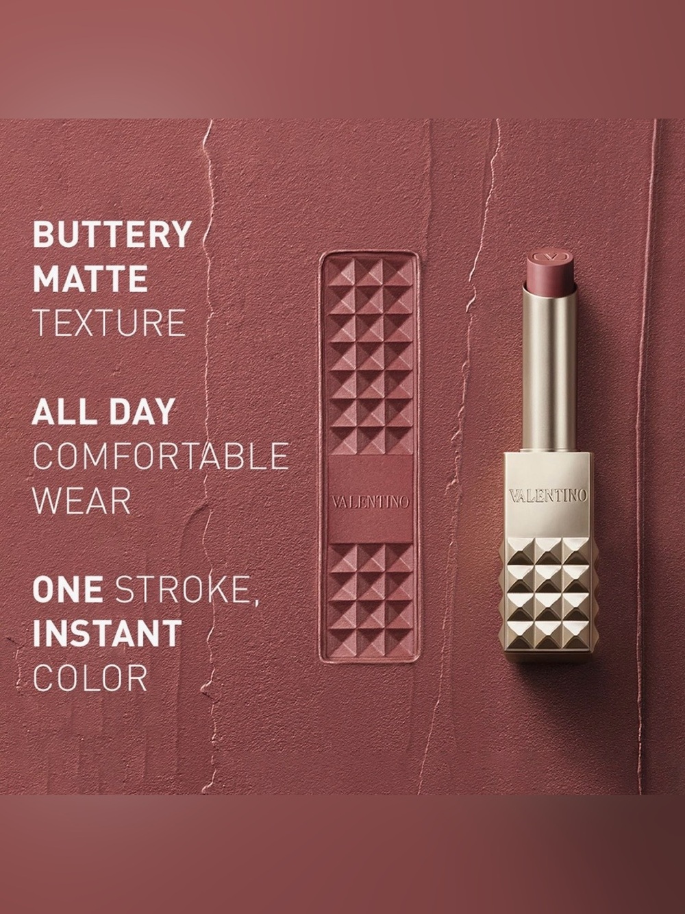 CHANEL & VALENTINO Lock & Lipstick 2 Piece Bundle - Picture 8 of 10